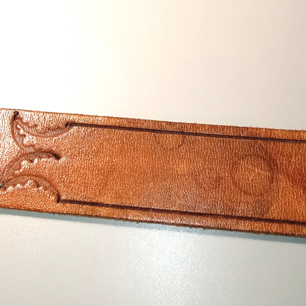 Vintage Hand Crafted Tan Western Tooled Leather Name "Mary" Women's Belt Size 32 - Picture 7 of 13